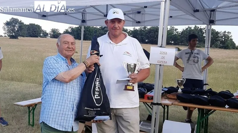Los ganadores de las tiradas al plato recibieron trofeos y regalos