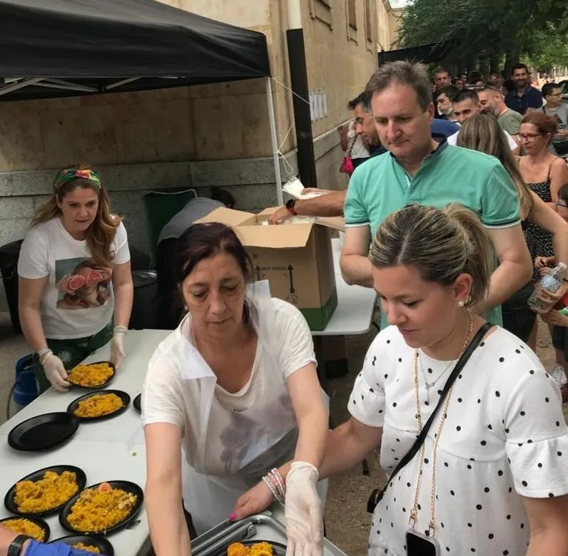 Imágenes de la jornada de convivencia de familias en el colegio San Agustín