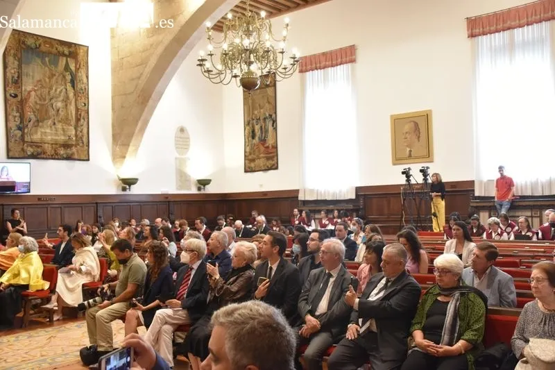 Ceremonia en el Paraninfo para el nombramiento de dos nuevos doctores honoris causa de la USAL, la antropóloga argentina Rita Segato y el neurofisiólogo colombiano Norberto G. Cairasco