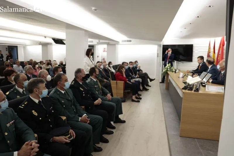 Entrega de distinciones en el Colegio de Médicos de Salamanca. Foto de David Sañudo