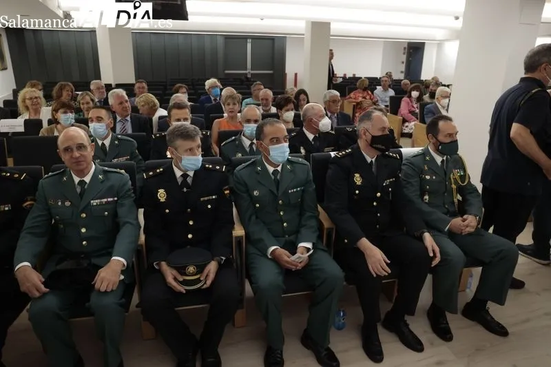 Entrega de distinciones en el Colegio de Médicos de Salamanca. Foto de David Sañudo