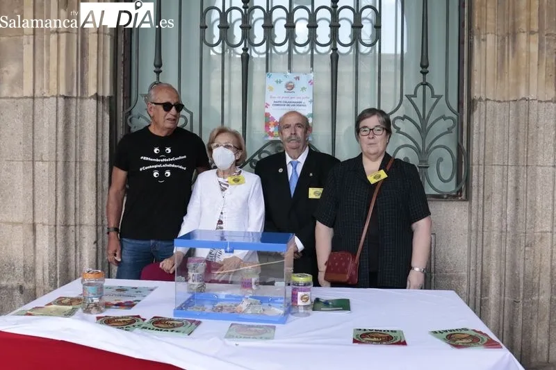 Campaña del Comedor de los Pobres en la Plaza Mayor. Foto de David Sañudo