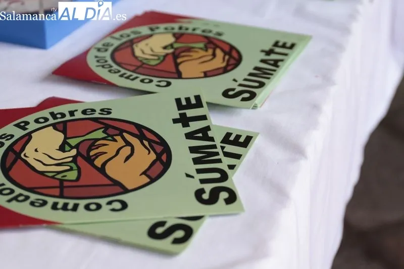 Campaña del Comedor de los Pobres en la Plaza Mayor. Foto de David Sañudo
