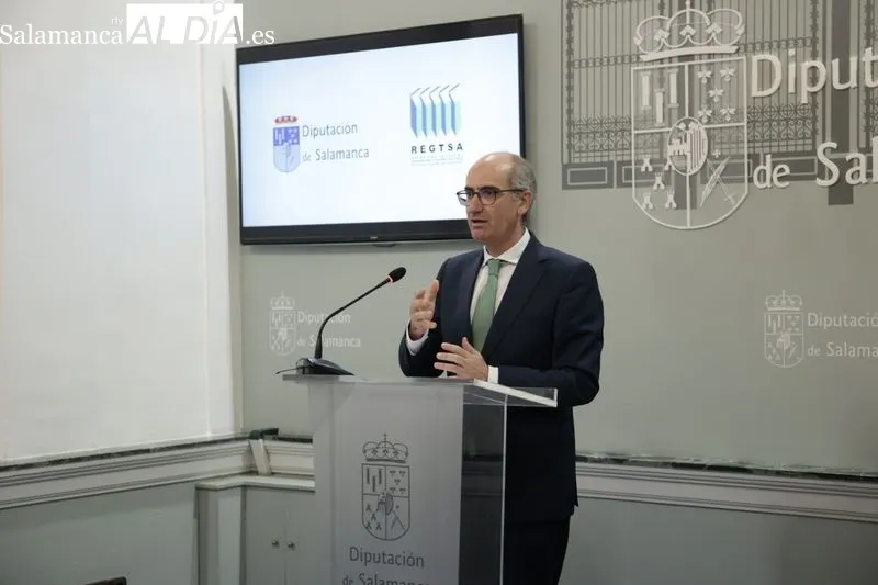 Entrega de los premios a escolares del VI Concurso de Vídeos de Educación Tributaria, en la Diputación de Salamanca. Foto de David Sañudo