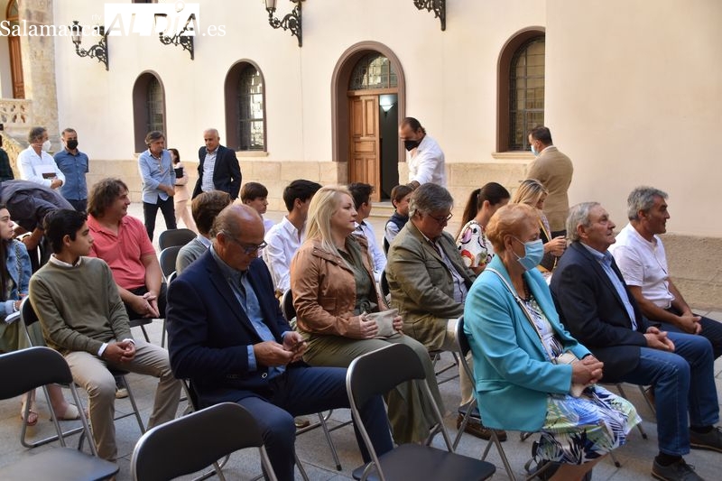 Presentación de la tercera edición del proyecto turístico taurino “Encina Charra”, que promueve la Diputación de Salamanca. Foto de Vanesa Martins