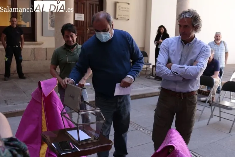 Presentación de los carteles de las tres semifinales del Circuito de Novilladas de Castilla y León, que ha tenido lugar en el patio de La Salina. Foto de David Sañudo