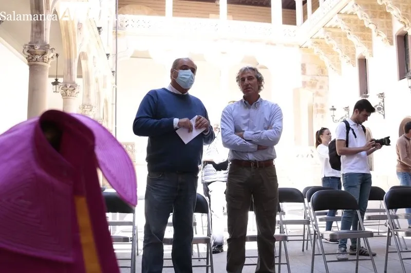 Presentación de los carteles de las tres semifinales del Circuito de Novilladas de Castilla y León, que ha tenido lugar en el patio de La Salina. Foto de David Sañudo