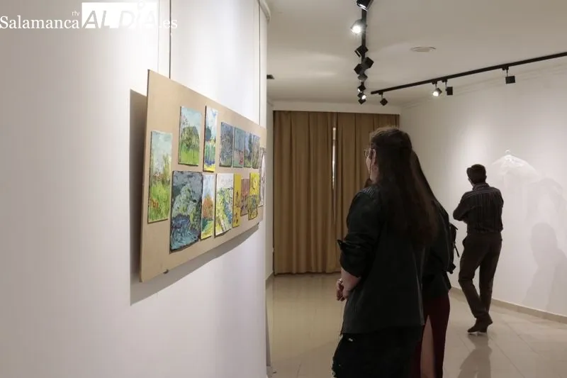 La exposición ‘La mirada atenta’ podrá visitarse en el Espacio Joven hasta el 30 de junio de lunes a viernes de 9:00 a 14:00 y de 17:00 a 20:00 horas,
