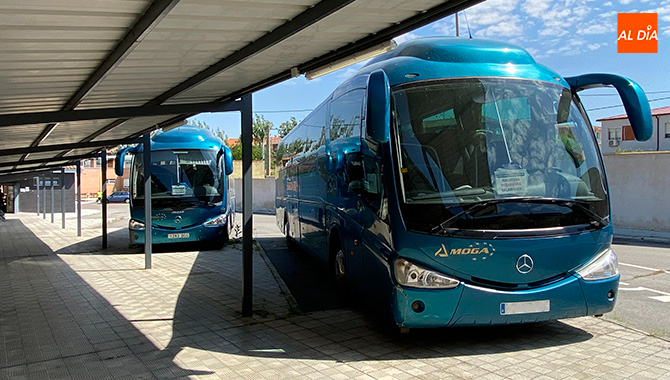 Foto 1 - Los servicios regulares en autobús entre Peñaranda y Salamanca cambian desde el 24 de junio
