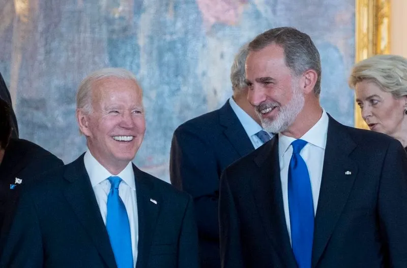 Invitados a la cena de Gala Real para los participantes de la Cumbre de la OTAN, en el Palacio Real. Foto de Europa Press