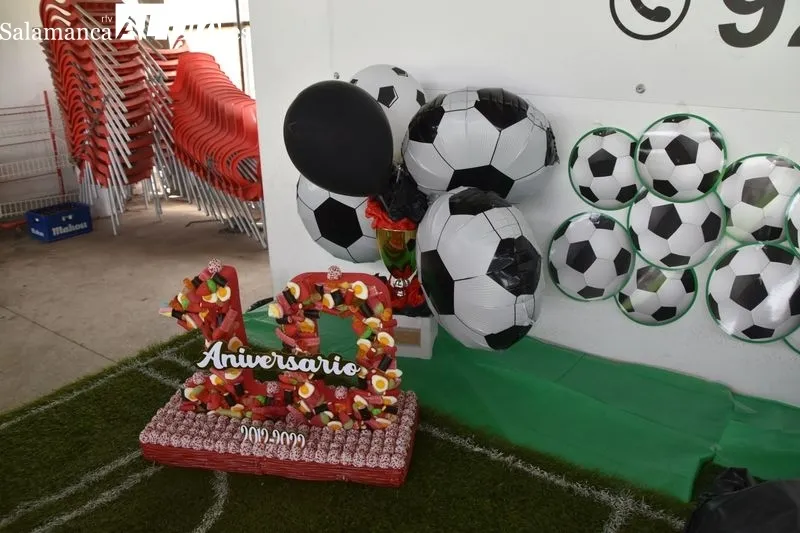 Foto 2 - El Salamanca FF celebra su 10&ordm; aniversario por todo lo alto