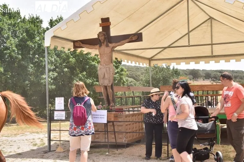 Imágenes de los romeros en la ermita del Cristo de Cabrera y sus alrededores 
