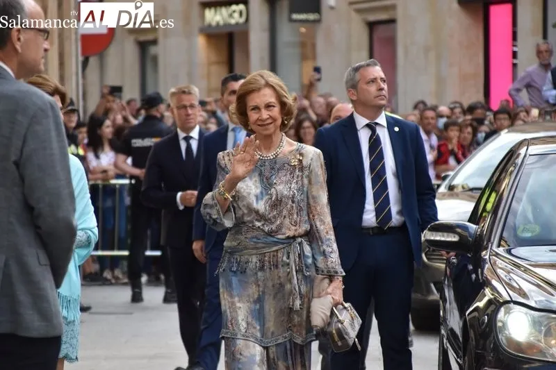 Concierto de la Orquesta Clásica del Teatro Liceo con la asistencia de la Reina Sofía y la Reina Silvia de Suecia