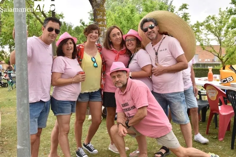 Imágenes de la paella popular este mediodía en Cabrerizos