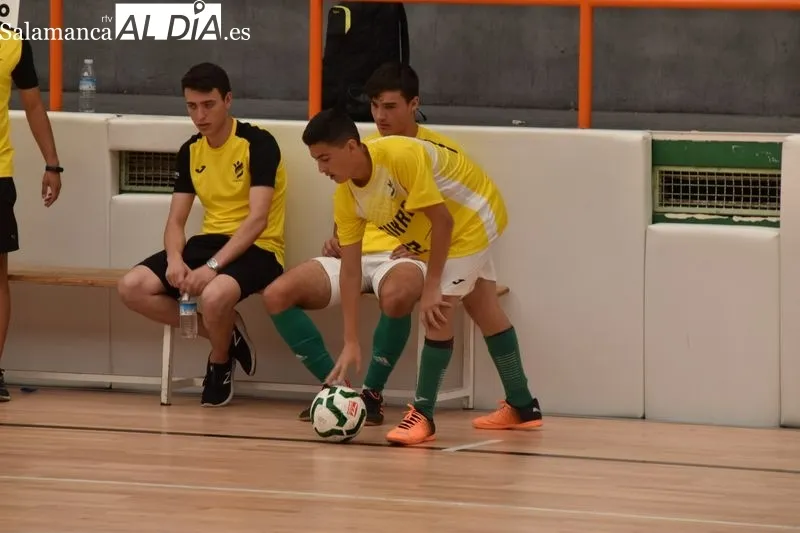 Foto 9 - 400 jugadores ense&ntilde;an su talento en el Torneo de F&uacute;tbol Sala &lsquo;Ciudad de Salamanca&rsquo;