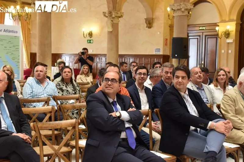Clausura de la presentación del estudio Análisis del área de influencia de la plataforma logística intermodal de Salamanca | Fotos: Vanesa Martins
