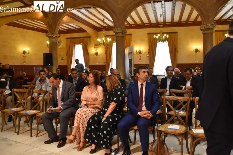 Clausura de la presentación del estudio Análisis del área de influencia de la plataforma logística intermodal de Salamanca | Fotos: Vanesa Martins