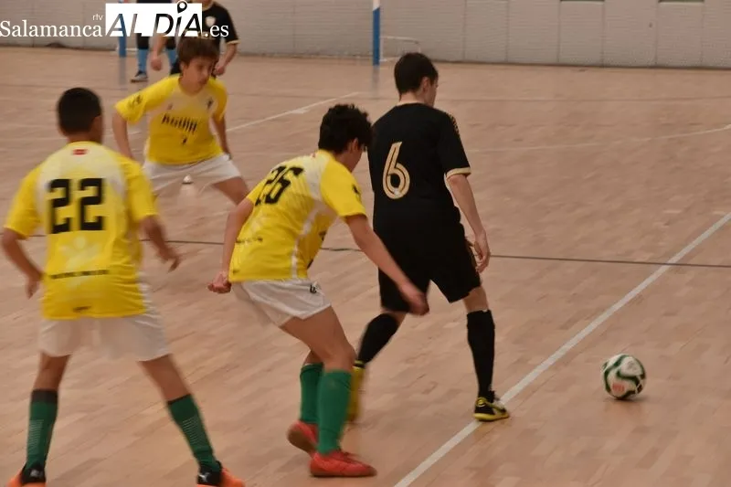 Foto 8 - 400 jugadores ense&ntilde;an su talento en el Torneo de F&uacute;tbol Sala &lsquo;Ciudad de Salamanca&rsquo;