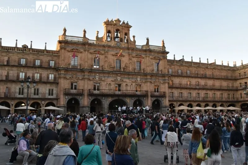Concierto en la Plaza Mayor con The British Army's Salamanca Band