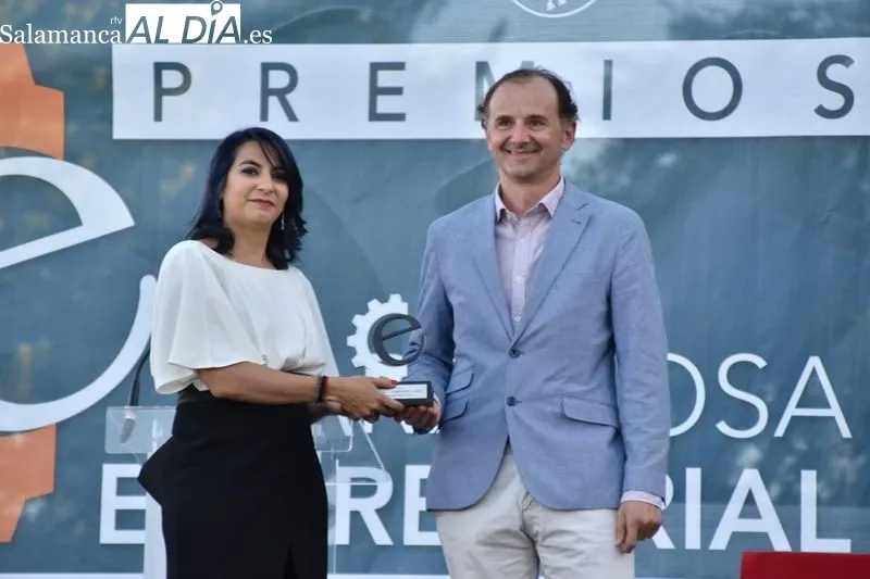 Foto 9 - Reconocimiento a seis empresas en los Premios Carbajosa Empresarial 