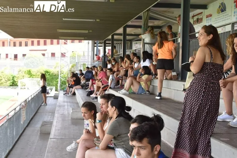 Foto 9 - El Salamanca FF celebra su 10&ordm; aniversario por todo lo alto