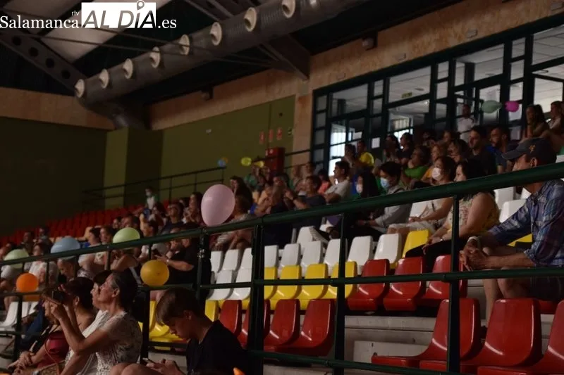 Imágenes del Festival de Majorettes de esta tarde