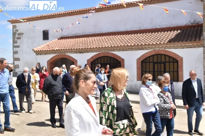 Foto 16 - Vecinos se viste de gala para la procesi&oacute;n de San Juan Bautista 