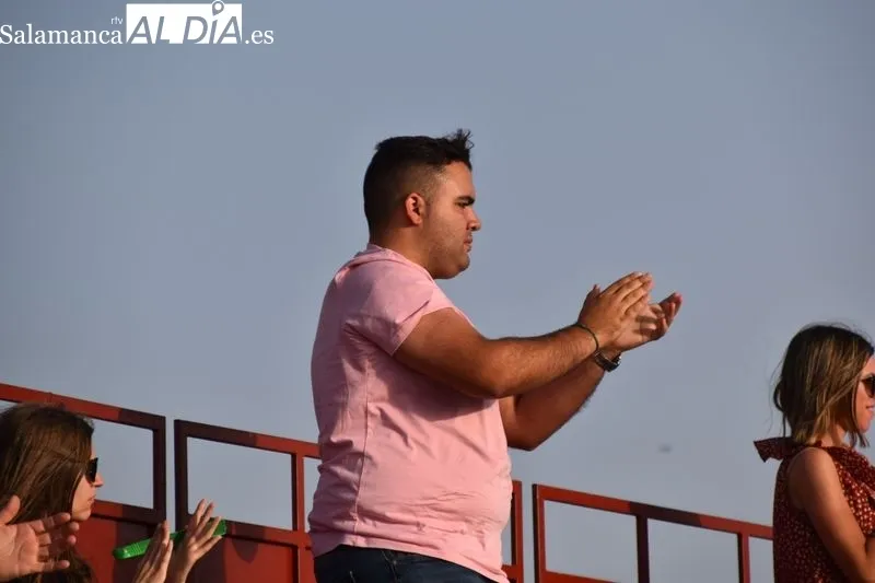 Concurso de recortes en Villares de la Reina