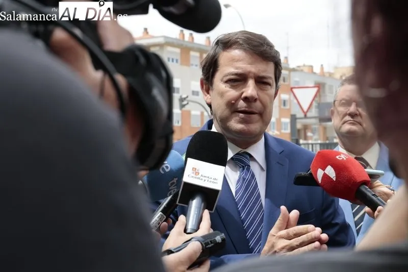 El presidente de la Junta de Castilla y León, Alfonso Fernández Mañueco, clausura el IV Foro del Cerdo Ibérico 2022. Foto de David Sañudo