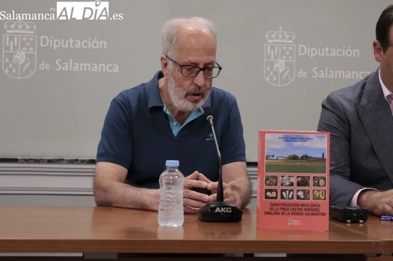 Presentación del libro 'Caracterización micológica de la Finca Castro Enríquez, emblema de la dehesa salmantina', en la Diputación de Salamanca. Foto de David Sañudo