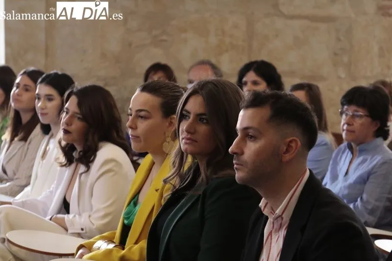 Graduación del Máster en Terapia Orofacial y Miofuncional y Máster en Formación Clínica Logopédica de la UPSA - David Sañudo