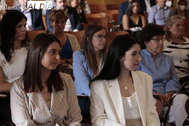 Graduación del Máster en Terapia Orofacial y Miofuncional y Máster en Formación Clínica Logopédica de la UPSA - David Sañudo