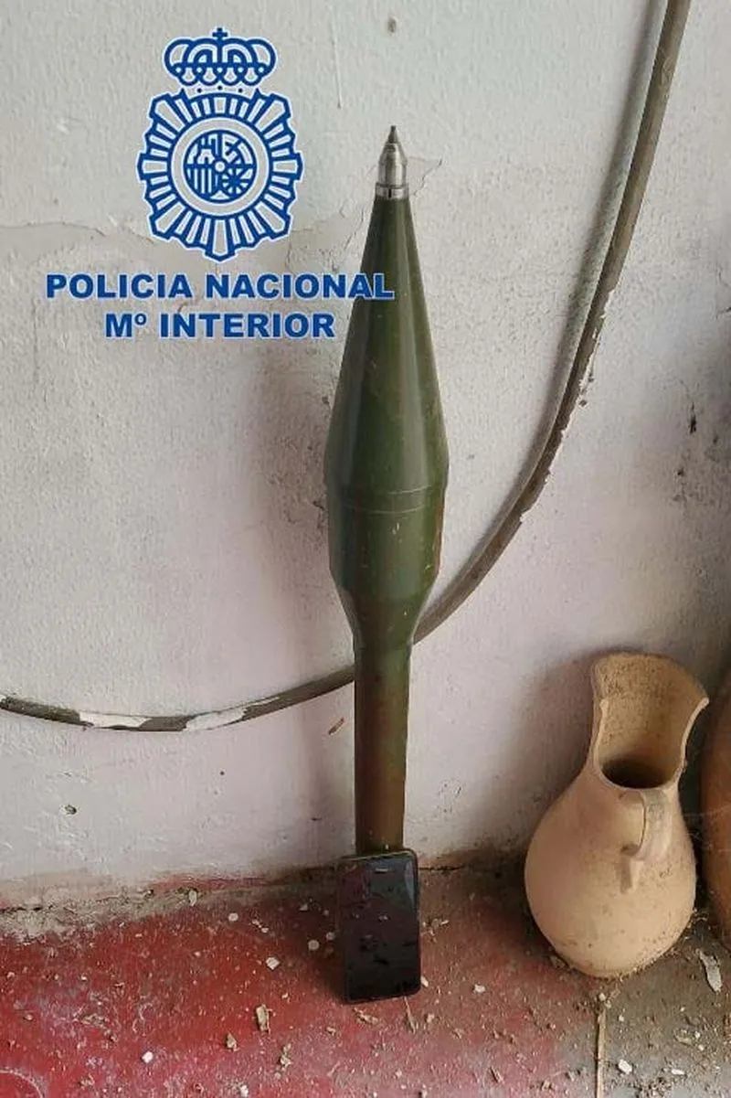 Droga y armas intervenidas en esta operación policial