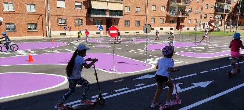 Foto 2 - La Polic&iacute;a Local de Alba y Terradillos retoma las jornadas de Educaci&oacute;n Vial en los colegios