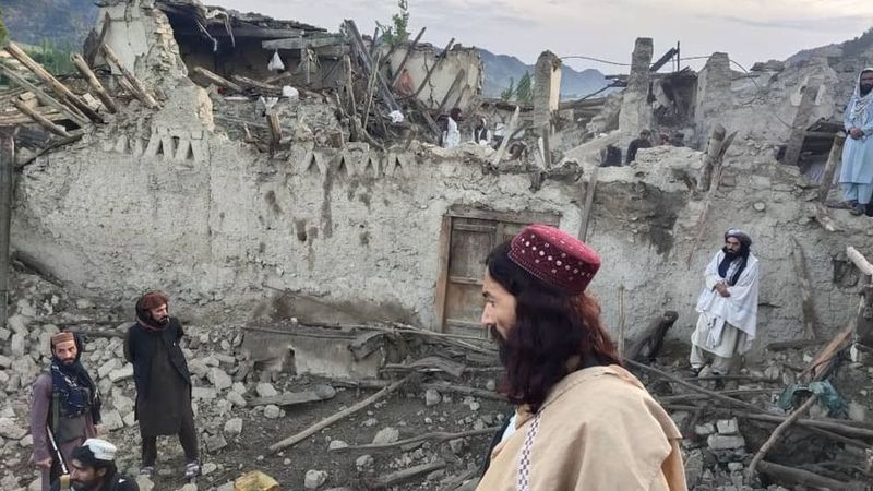 Casas afectadas por el terremoto en Afganistán. Foto TWITTER