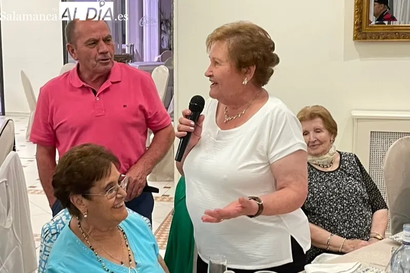 La asociaciòn de mayores San Miguel ha retomado su fiesta anual este viernes