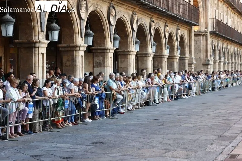 Visita de la Reina Sofía a Salamanca para presidir el concierto en la Plaza Mayor