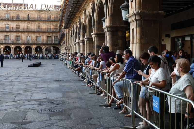 Visita de la Reina Sofía a Salamanca para presidir el concierto en la Plaza Mayor