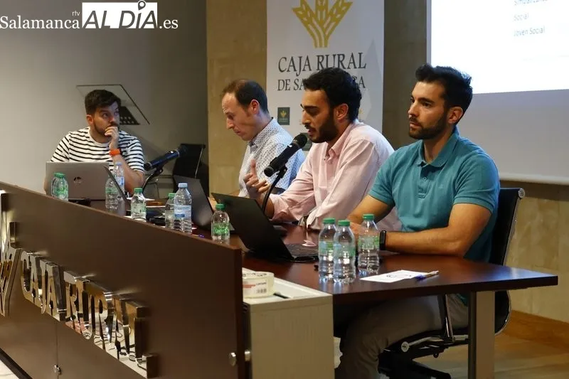 Foto 7 - Los socios de Unionistas aprueban por mayor&iacute;a subir las cuotas entre 5 y 10 euros 