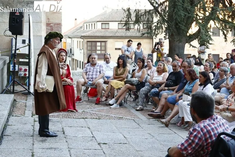 Representación de 'Nebrija y los espejos', con Etón Teatro