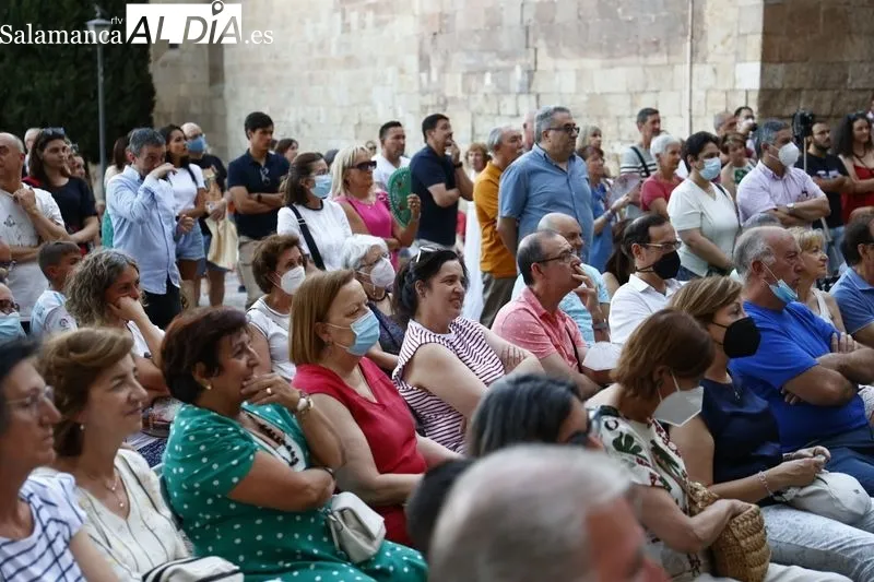 Representación de 'Nebrija y los espejos', con Etón Teatro