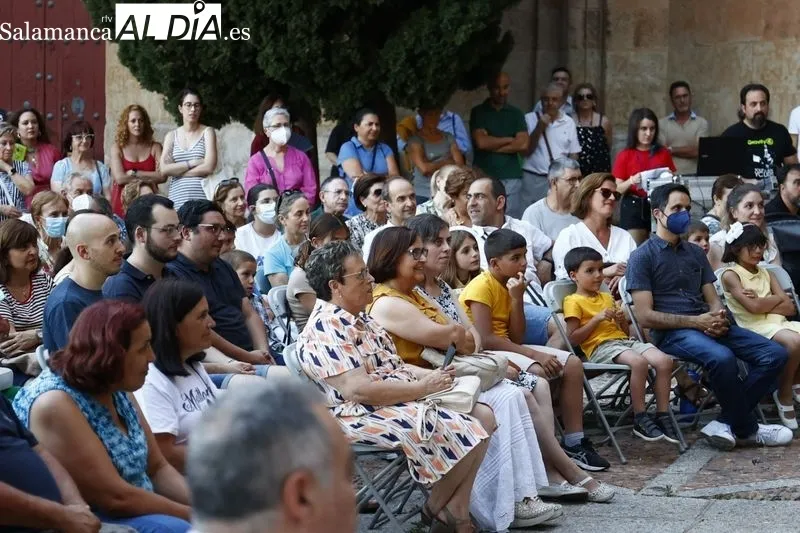 Representación de 'Nebrija y los espejos', con Etón Teatro