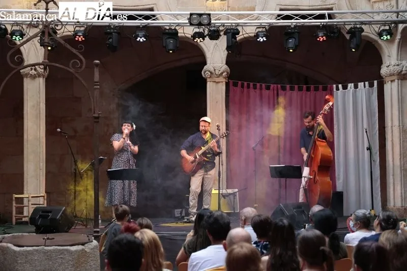 Concierto de Quimera en la Casa de las Conchas