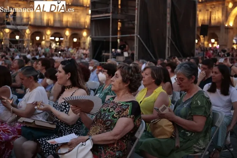 Concierto de la Orquesta Sinfónica y Coro de RTVE en la Plaza Mayor de Salamanca
