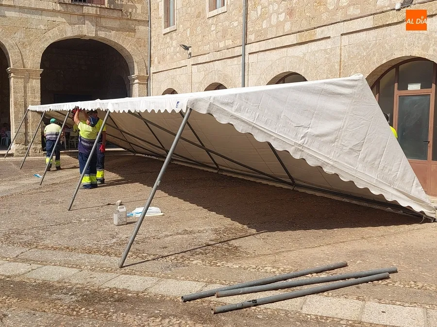 Foto 7 - Ciudad Rodrigo recibe a m&aacute;s de un centenar de vecinos desalojados de Guadapero y Morasverdes