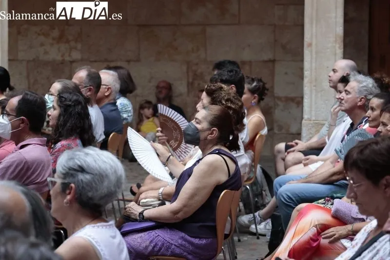 Concierto de Leandro Bianchi Trío en la Casa de las Conchas