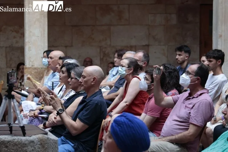 Concierto de Leandro Bianchi Trío en la Casa de las Conchas