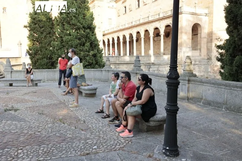 Visita guiada en el Barrio Bretón 
