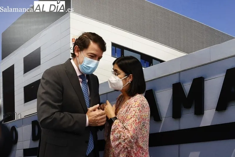 Visita de la ministra de Sanidad al Complejo Asistencial Universitario de Salamanca