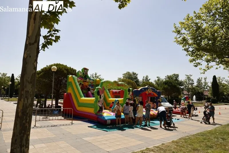 Juegos para niños en las fiestas del barrio Capuchinos